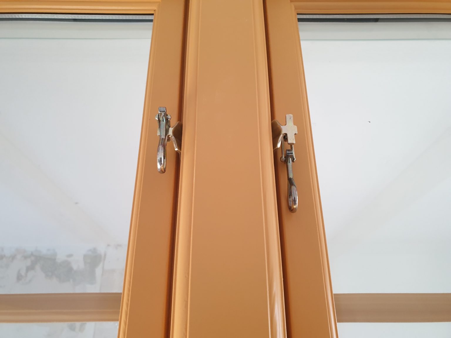 Fönster med spröjs spröjsade fönster, Fakta & information, Naturf