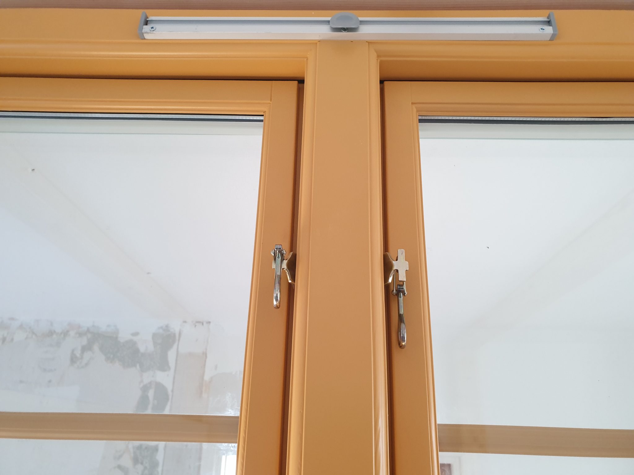 Fönster med spröjs spröjsade fönster, Fakta & information, Naturf