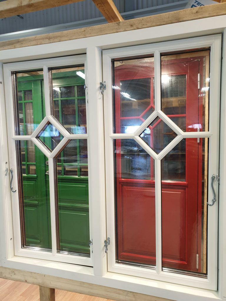 Fönster Naturfönster: fönstret trä aluminium träfönster Bra pris.